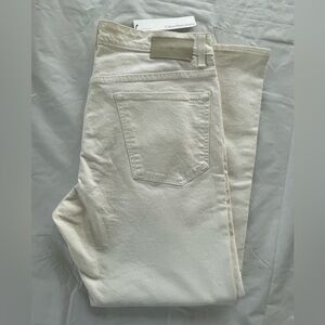 Calvin Klein Jeans in Soft White